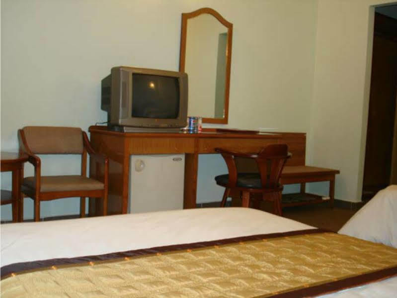 Cao Nguyen Hotel Buon Ma Thuot Bagian luar foto